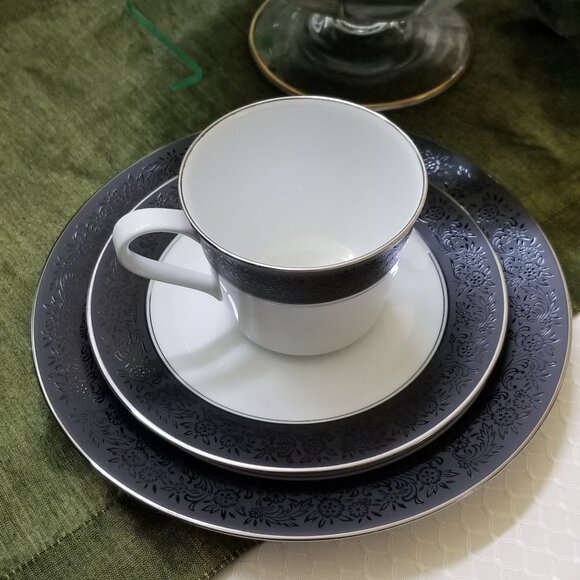 Noritake Mirano 1 Salad, 1 Bread & 1 Cup Excellent Condition - Picture 1 of 8